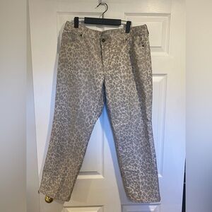 Chicos Platinum Denim Leopard Print Pants